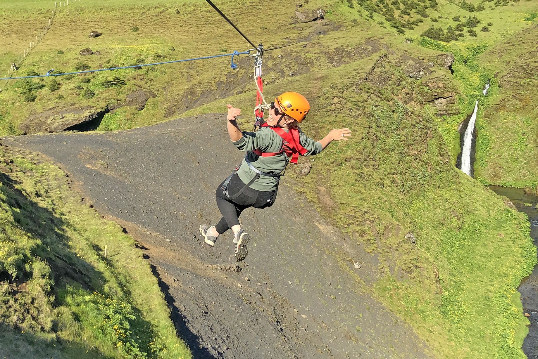 zipline Iceland vík