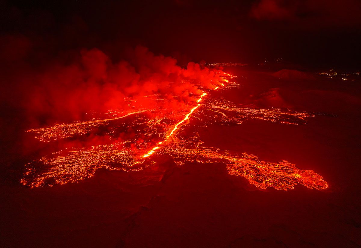 helicopter tour of iceland volcano